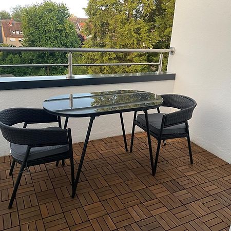 Moderne Ferienwohnung In Gelsenkirchen-Schalke Fuer 1 Bis 7 Personen Mit Terrasse, Ideal Fuer Gruppen & Stadionbesuche מראה חיצוני תמונה