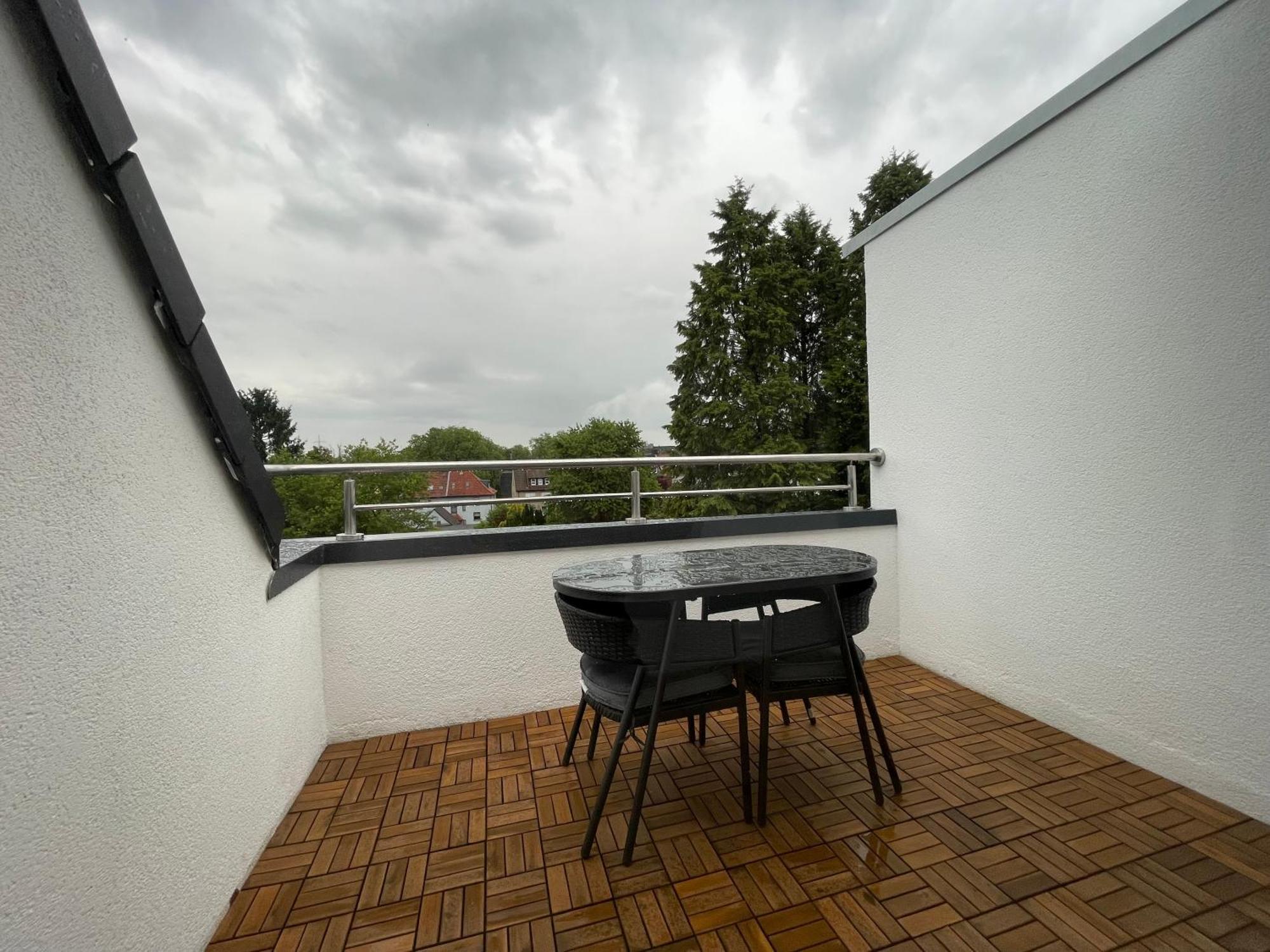 Moderne Ferienwohnung In Gelsenkirchen-Schalke Fuer 1 Bis 7 Personen Mit Terrasse, Ideal Fuer Gruppen & Stadionbesuche מראה חיצוני תמונה